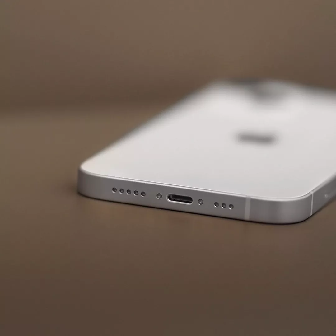 б/у iPhone 13 mini 256GB (Starlight) (Як Новий) — купити в Ябко